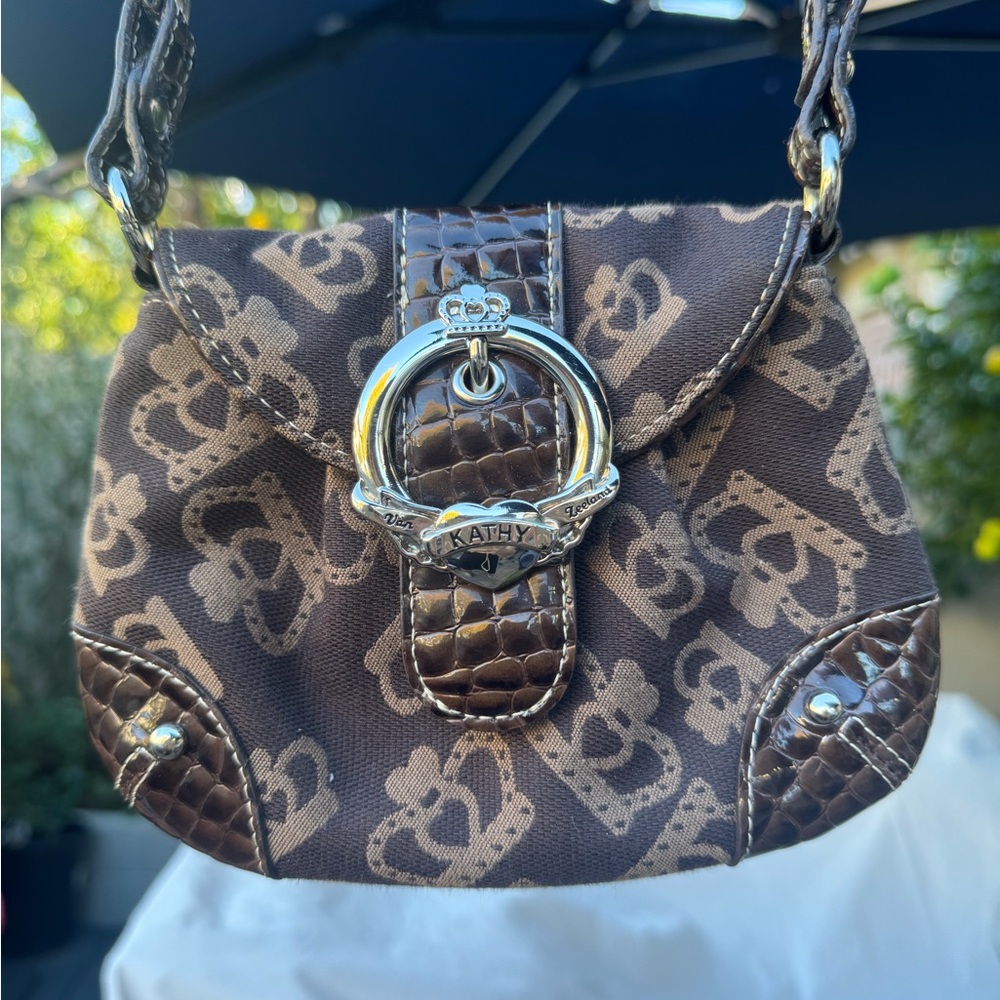 Kathy Van Zeeland Small Crossbody Purse Beige Crown Pattern